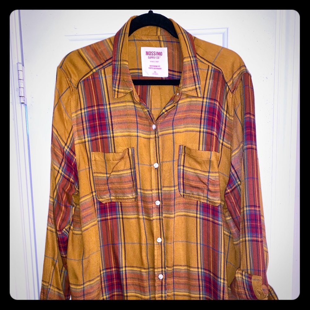 🔸SOLD🔸Plaid button down top XXL